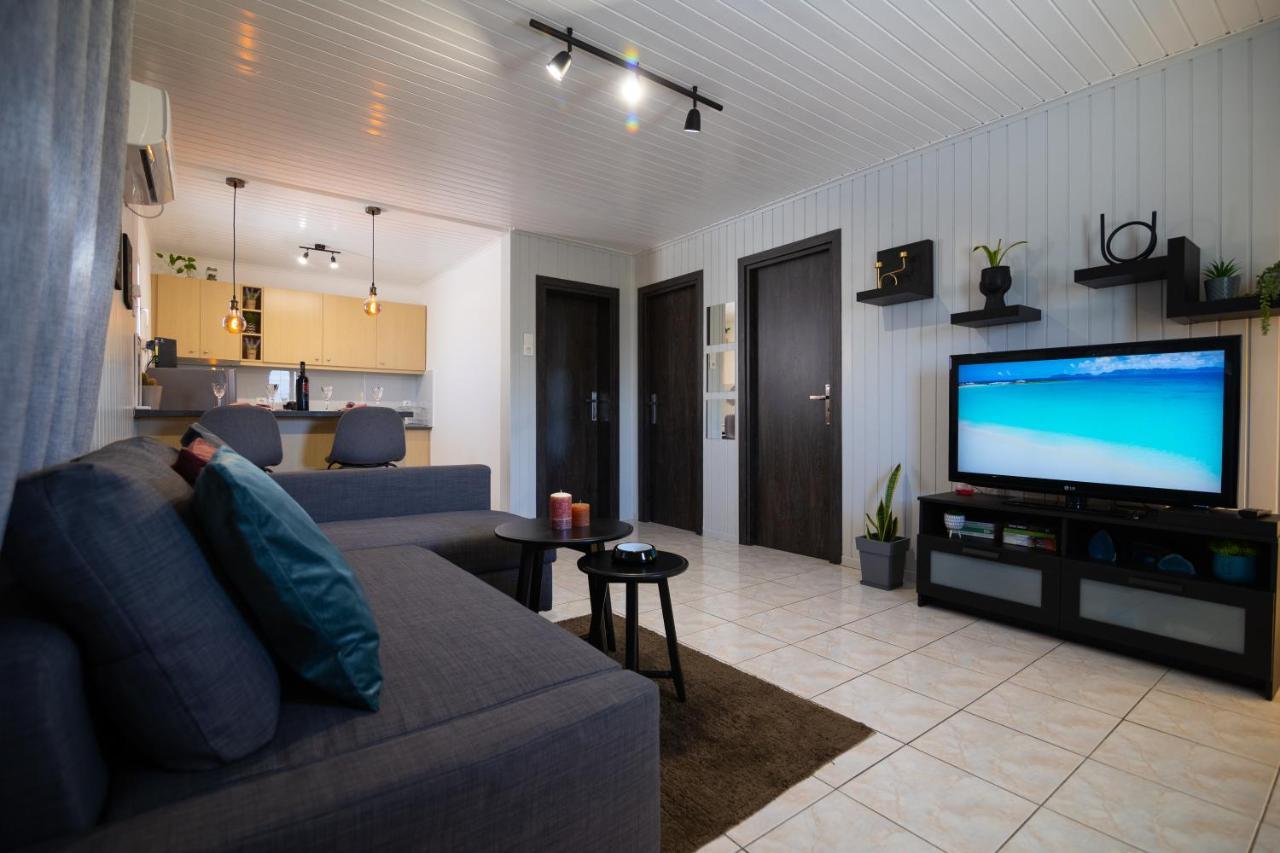 Oceanus Summer House Саламис Екстериор снимка